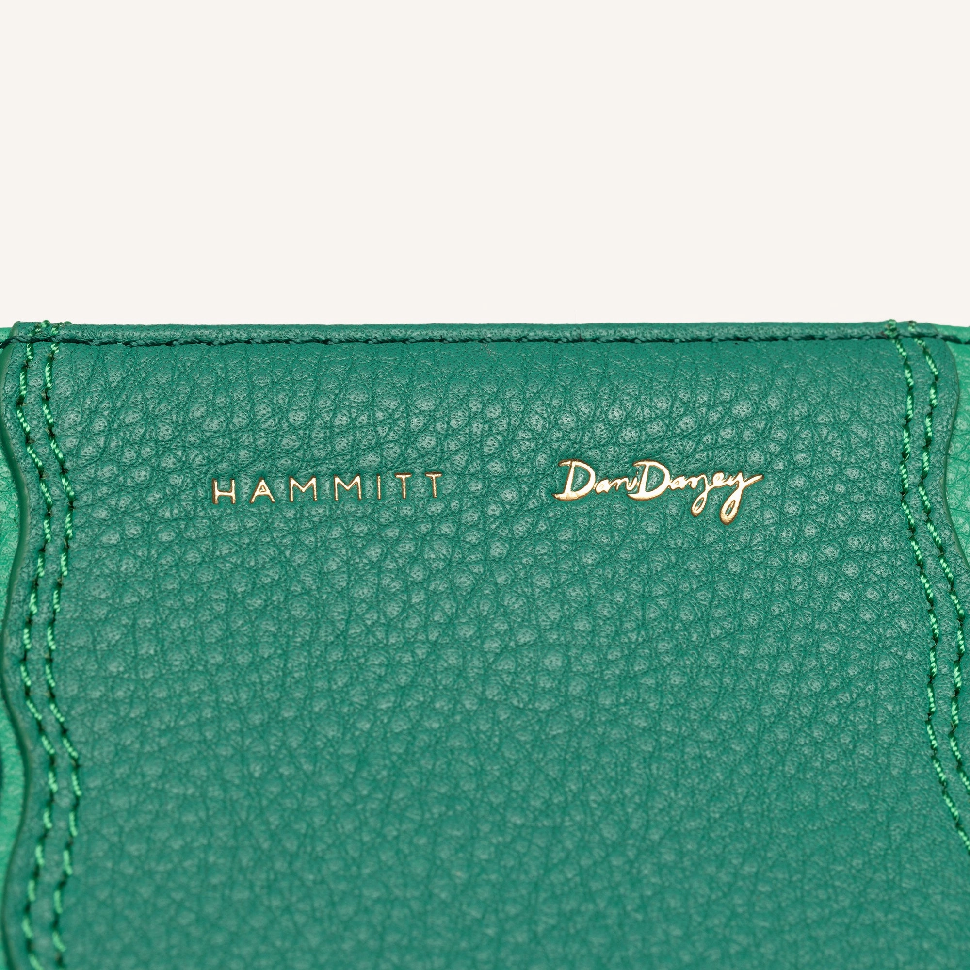 110 North | Wavy Dazey/Brushed Gold Dazey Rivet