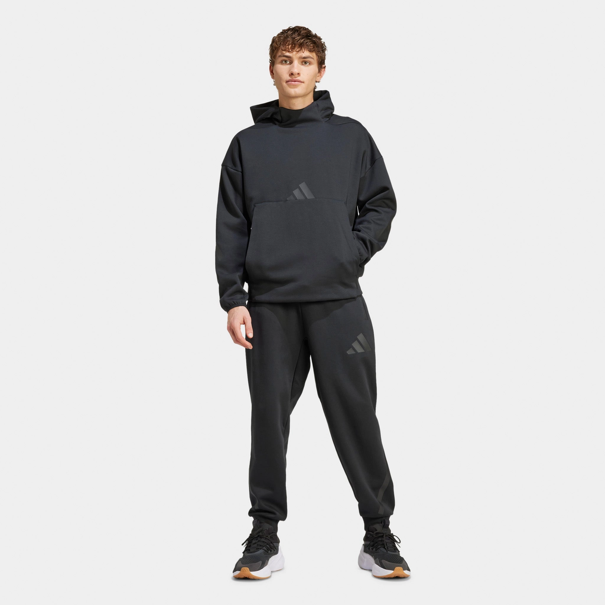 adidas Z.N.E. Pants / Black