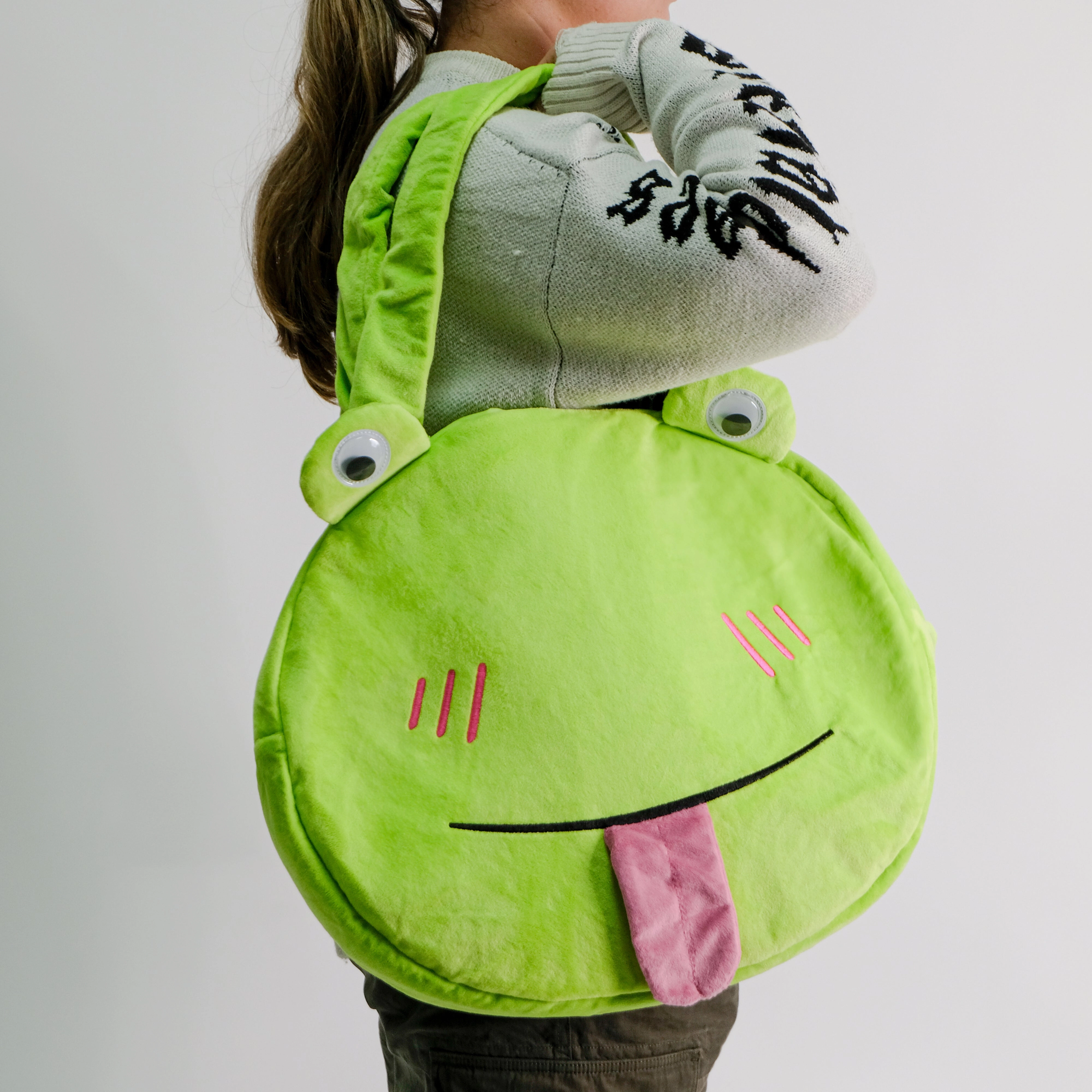 Bevvy the Frog Bag