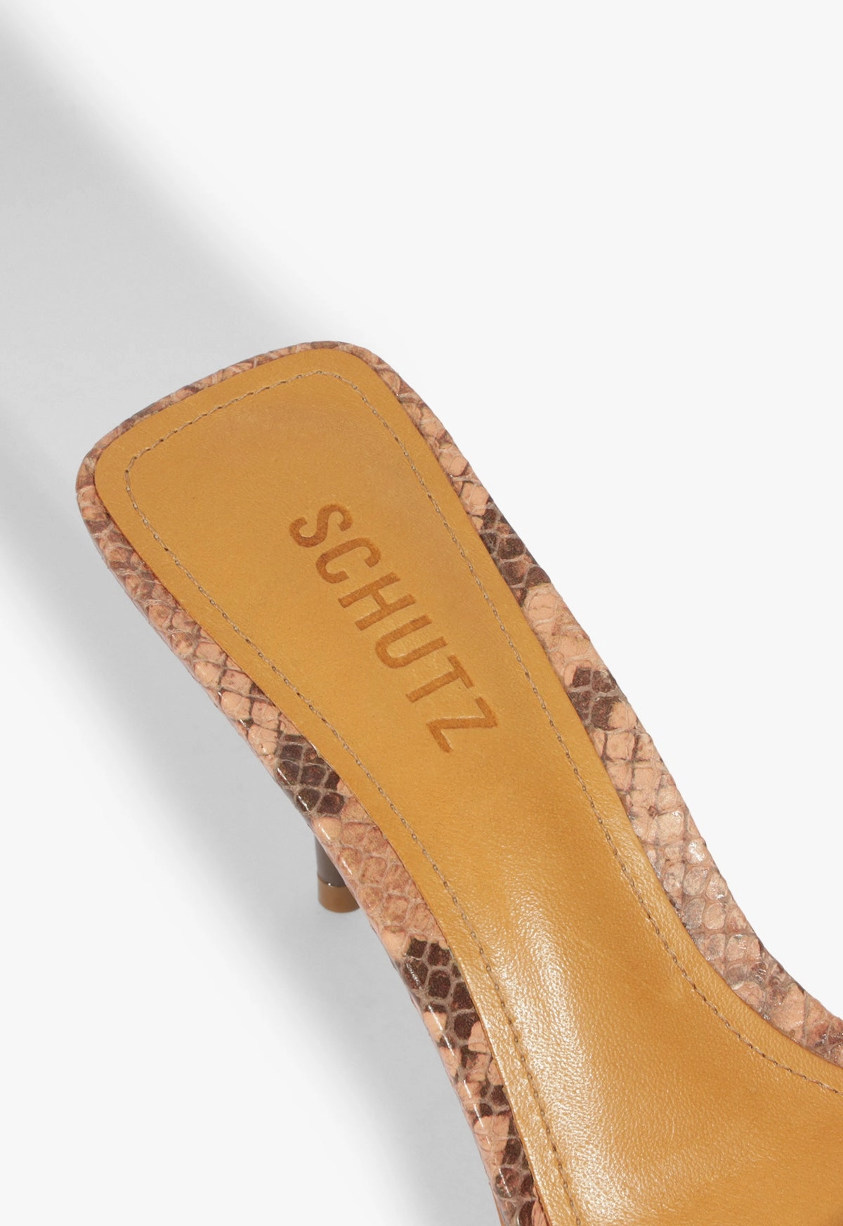 Elodie Sandal