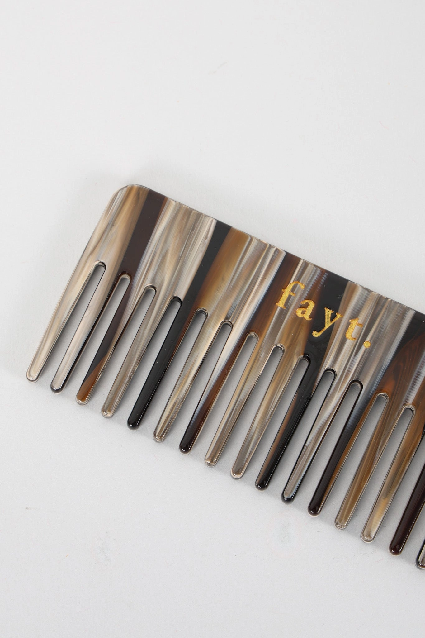 FAYT COMB STRIPE TORT