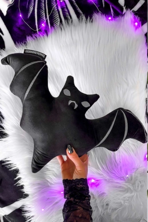 Noctem Shaped Cushion